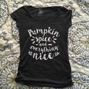 Pumpkin spice maternity T-shirt EUC